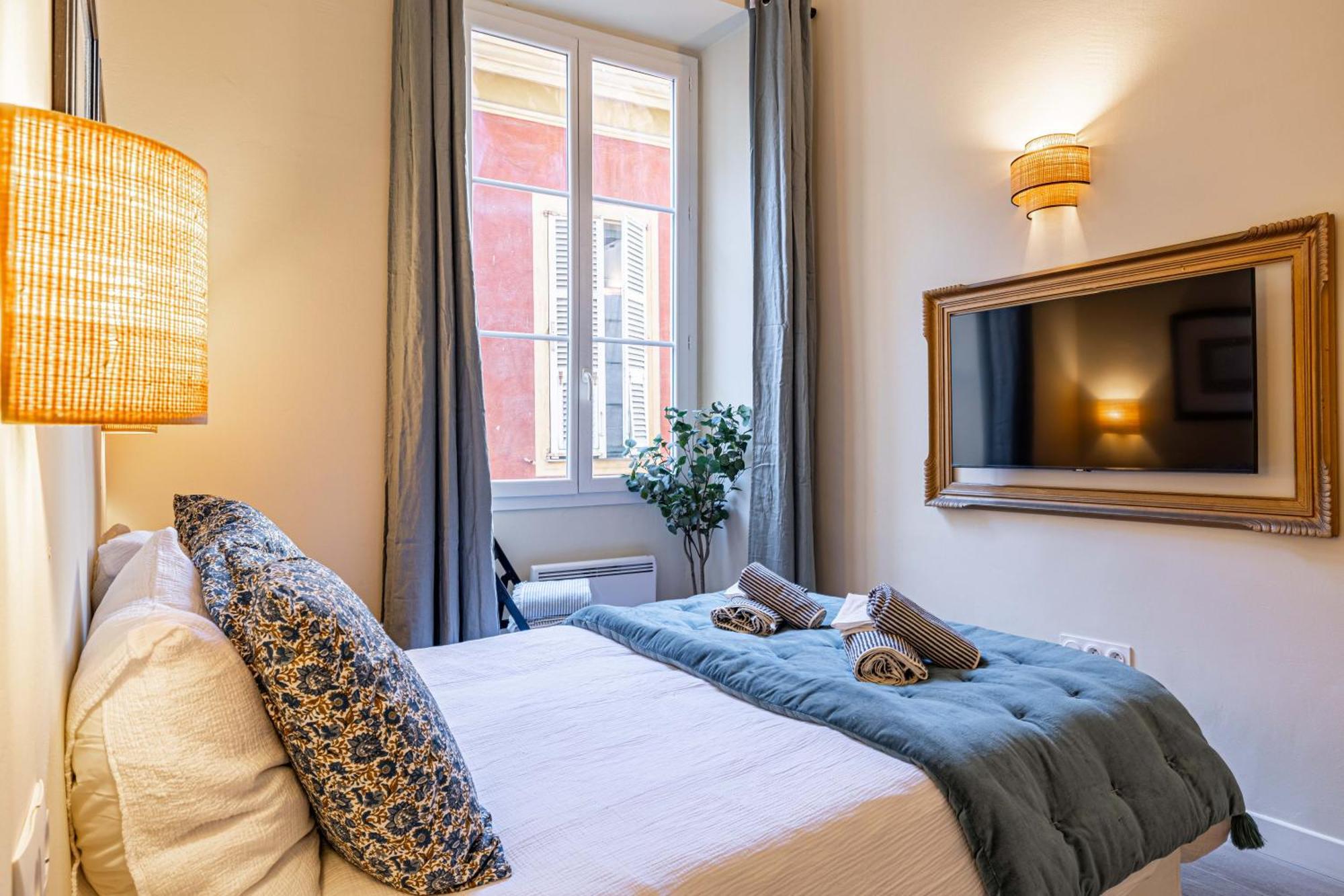 New!Chic Oasis Apt, Heart Of Nice, Family Friendly, Walking To The Beach! Extérieur photo